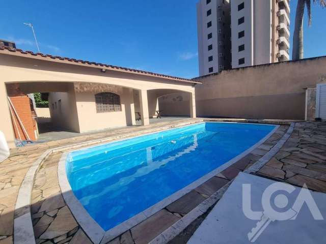 CASA com piscina à venda na Martim de Sá Caraguatatuba-SP