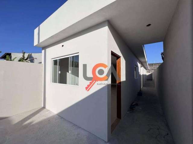 Casa com 3 dormitórios à venda, 82 m² por R$ 380.000,00 - Praia das Palmeiras - Caraguatatuba/SP