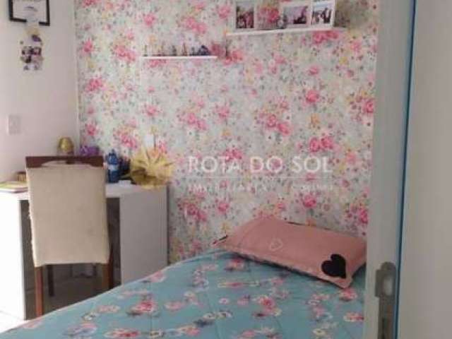 Apartamento à venda na Meia Praia com 02 dormitórios