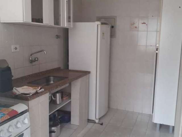 Apartamento no 3 andar com 2 dormitórios no itaguá.