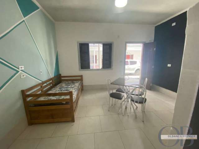 Apartamento com 2 dormitórios no silop.