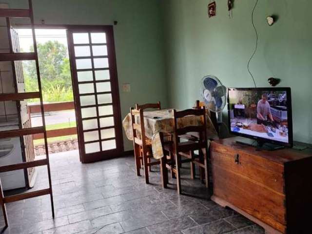 Apartamento com 1 dormitórios mais mezanino no itaguá.