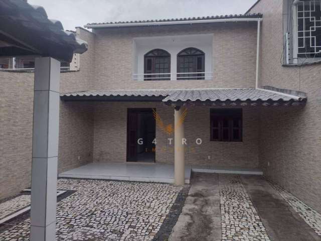 Casa com 3 dormitórios à venda, 140 m² por R$ 550.000 - Cajazeiras - Fortaleza/CE