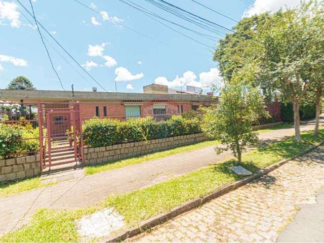 Casa praça Dr Luiz Francisco Guerra Blessmann (Três Figueiras)