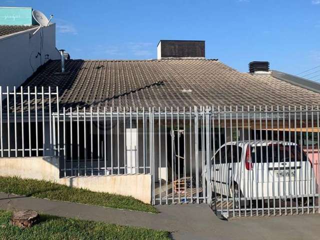 Casa para Venda em Pato Branco, Pinheirinho, 3 dormitórios, 1 banheiro, 3 vagas