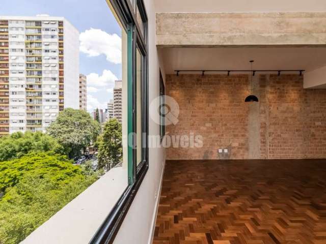 Apartamento a venda na Consolação, 212 metros, 3 suítes com 1 vaga.