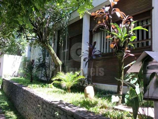 Casa térrea a venda, Vila Madalena, 400 m², 3 dormitórios, 1 suíte, 5 vagas, R$ 3.200.000,00