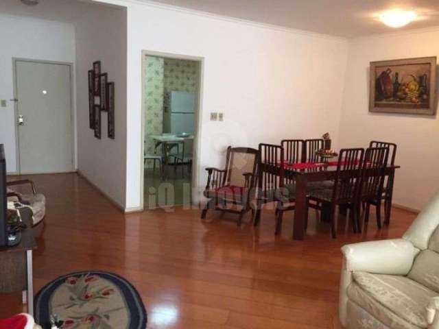 Excelente apartamento bem Localizado em Santa Cecilia, com 170 metros de conforto,