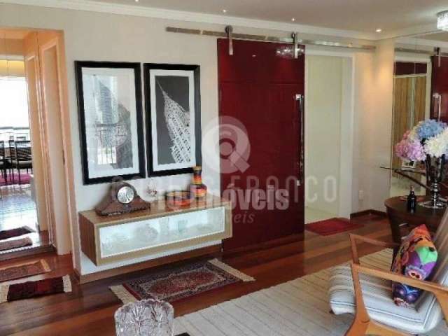 Apartamento à venda na Chácara Santo Antônio, 138 metros, 3 suítes , 3 vagas, R$ 1.950.000,00