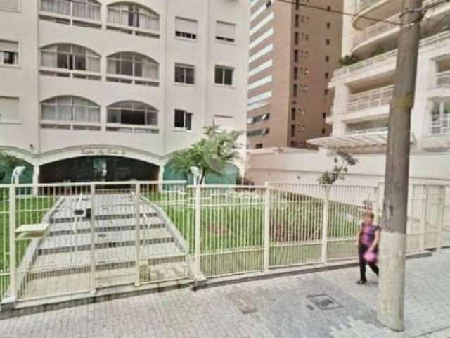 Itaim Bibi apartamento a venda com 123 m² reformado.