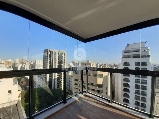 Apartamento a venda Jardim Paulista, 205 metros, 3 suítes com 4 vagas.