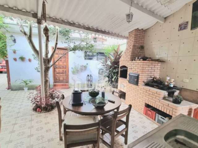 Casa à venda Alto da Lapa, 355 metros, 3 suítes, 7 vagas, R$ 1.590.000,00.