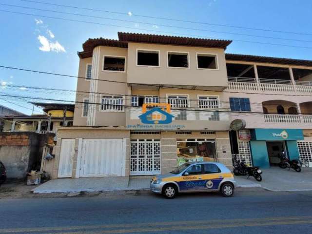 Casa grande com pontos de Comércio a venda no bairro Veraneio em Santana do Paraíso.