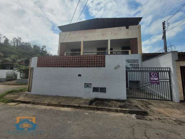 Casa no bairro Bom Retiro - Ipatinga