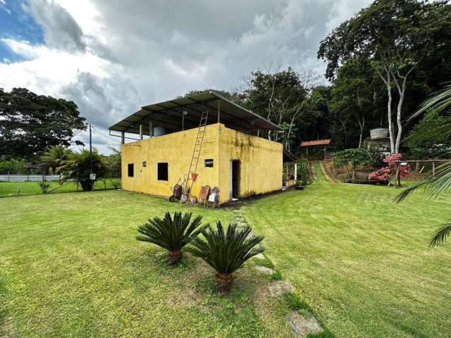 Linda chácara, com casa de 3 quartos, piscina e pomar Destaque