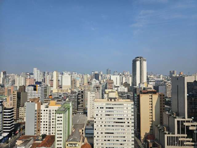 Apartamento de 02 quartos no Centro de Curitiba