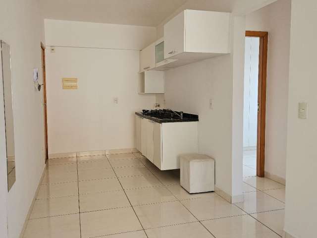 Apartamento de 02 quartos no Centro de Curitiba