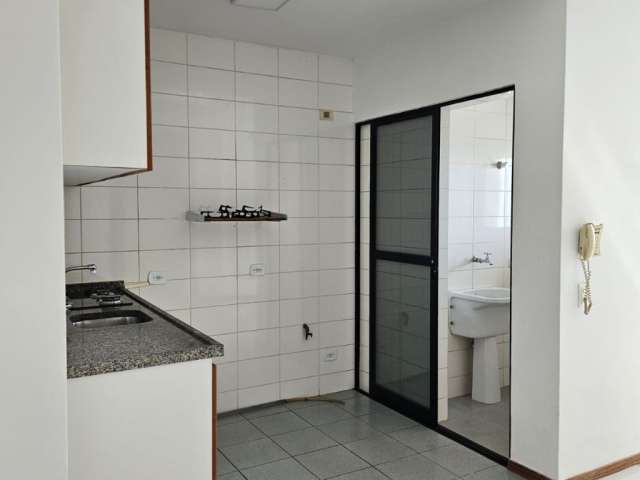 Apartamento de 01 quarto no Centro de Curitiba-PR