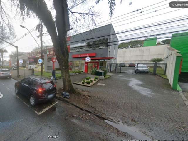 Loja Na Avenida Vitor Ferreira Do Amaral em Curitiba