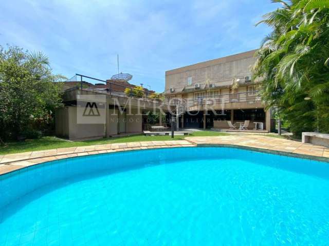 Casa Decorada com 4 quartos (4 suítes) à venda, 600 m² por R$ 2.200.000 - Enseada - Guarujá/SP - Imobiliária Mercuri