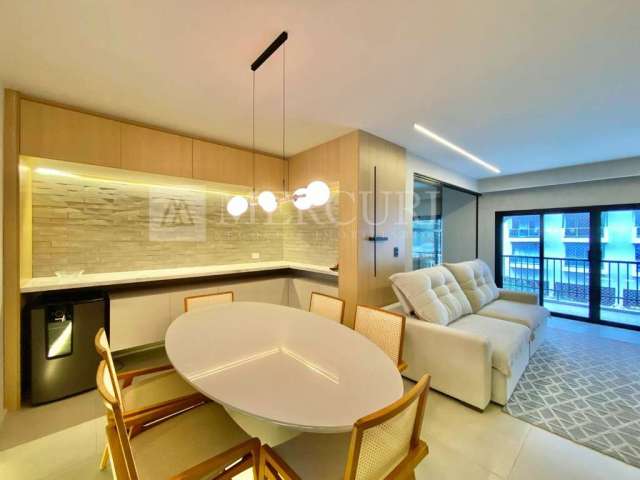 Apartamento Reformado com 2 quartos (2 suíte) à venda, 160 m² por R$ 1.100.000 Prédio com Lazer - Pitangueiras - Guarujá/SP - Imobiliária Mercuri
