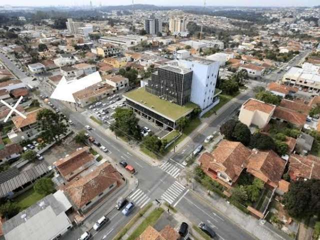 Terreno com casas no centro de Araucária