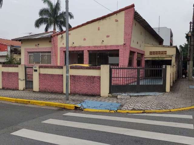 Casa Térrea/ Terreno com Edicula à venda, 345 m² por R$ 1.350.000 - Osvaldo Cruz - São Caetano do Sul/SP