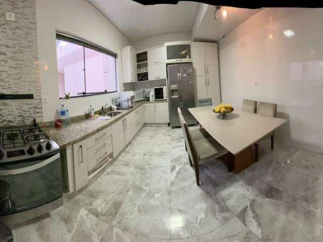 Sobrado com 3 dormitórios à venda, 305 m² por R$ 1.700.000,00 - Jardim das Américas - São Bernardo do Campo/SP