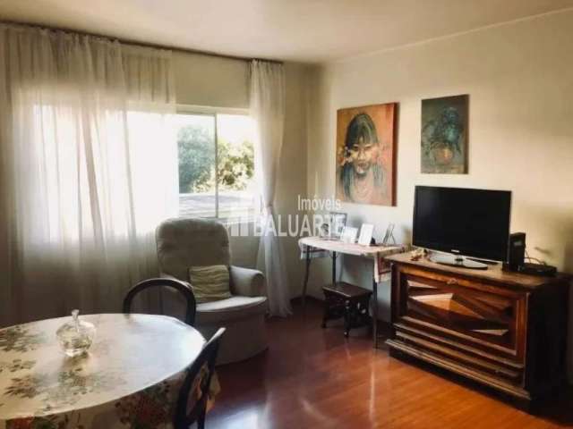 Apartamento com 3 Quartos e 1 banheiro à Venda, 75m² por R$ 617.000