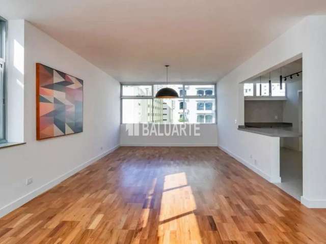 Apartamento com 3 Quartos e 4 banheiros à Venda, 176 m² por R$ 2.200.000