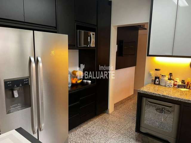 Apartamento 179 m² para locação ou venda em Moema