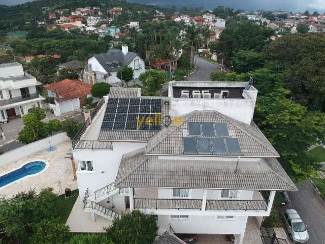 Casa em Condomínio Fechado em Arujá Country Club - Arujá, SP