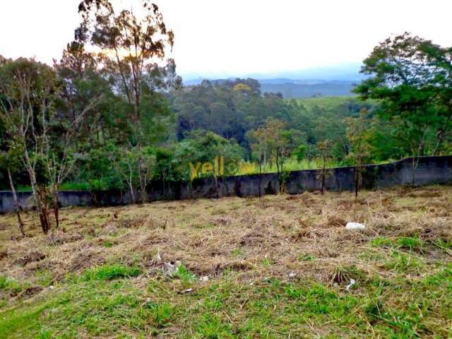 Terreno no Condomínio Colinas de Arujá Pronto para Construir