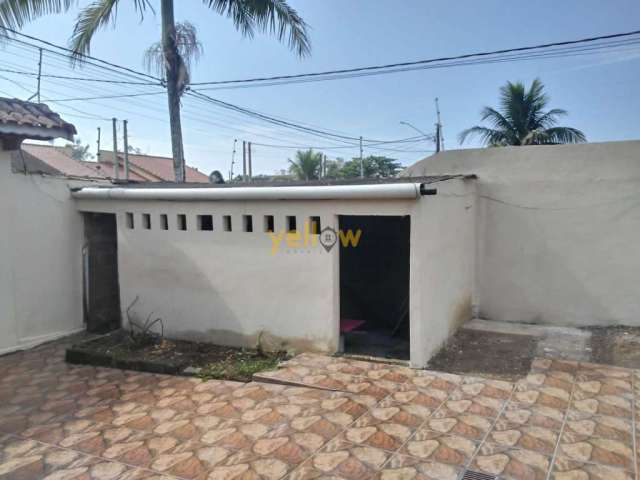 Casa em Vila Erminda, Peruíbe - 3 Dormitórios, 1 Suíte, 2 Banheiros por R$ 490.000 para Venda e Locação