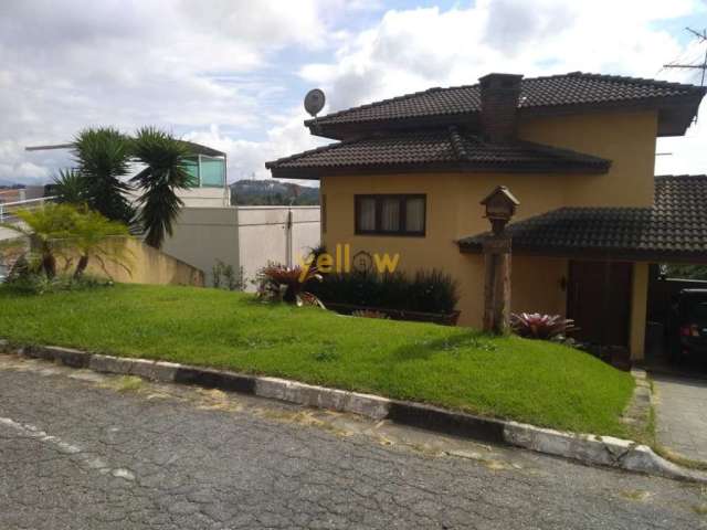 Casa em Condomínio Fechado em Jardim Imperial Hills III - Arujá | 261M², 3 Dormitórios, 1 Suíte, 5 Banheiros - Venda por R$1.550.000