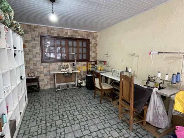 Casa espaçosa em Jardim Real - Arujá com 5 dormitórios e 2 suítes por R$700.000 para venda