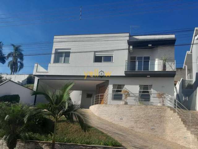 Casa Luxuosa em Arujá: 4 Suítes no Condomínio Hills III