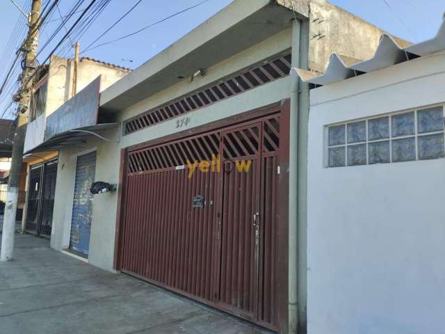 Casa Comercial em Parque Rodrigo Barreto - Arujá: 200m², 4 Banheiros, Venda por R$1.090.000