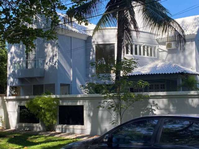 Casa à venda, 8 quartos, 4 suítes, 5 vagas, Recreio dos Bandeirantes - Rio de Janeiro/RJ