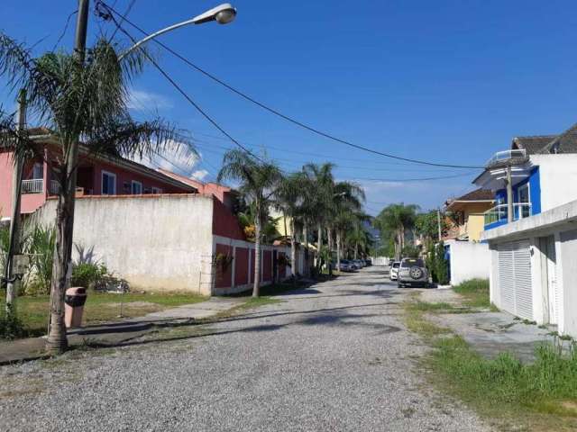 Lote com 800 metros quadrados em condominio no Anil em Jacarepagua