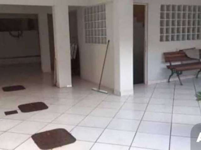 Casa com 3 quartos, 2 suite, na Taquara em Jacarepagua