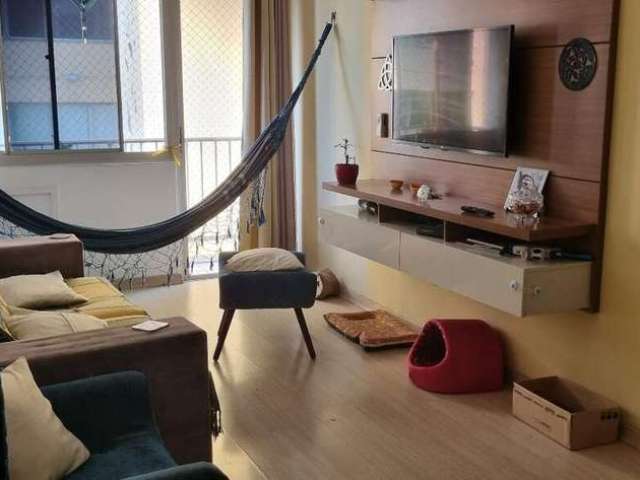 Apartamento à venda na Taquara - 2 Quartos com vaga e varanda