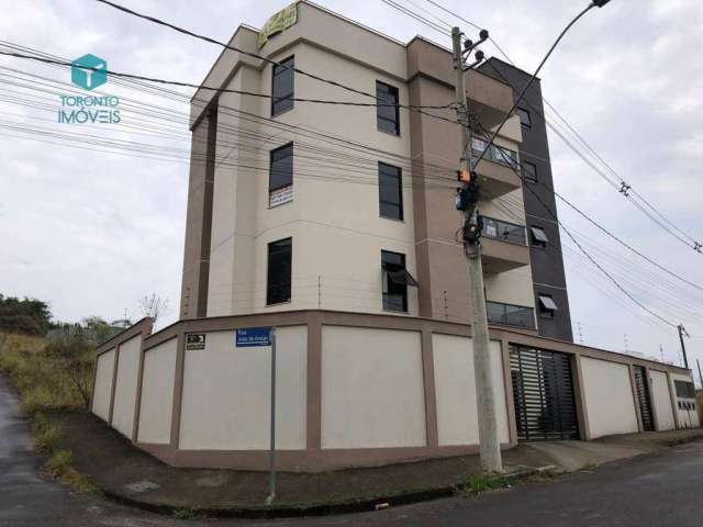 Cobertura com 3 dormitórios à venda, 220 m² por R$ 420.000,00 - Cerâmica - Juiz de Fora/MG