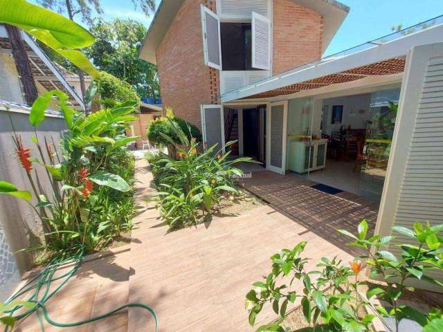 Casa com 4 dormitórios à venda, 440 m² por R$ 2.500.000,00 - Enseada - Guarujá/SP