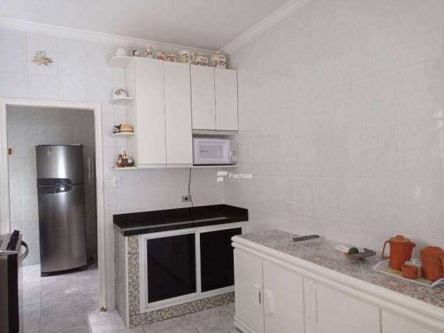 Casa com 3 dormitórios à venda, 140 m² por R$ 750.000,00 - Enseada - Guarujá/SP