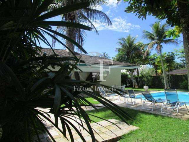 Casa com 4 dormitórios à venda, 450 m² por R$ 1.400.000,00 - Praia de Pernambuco - Guarujá/SP