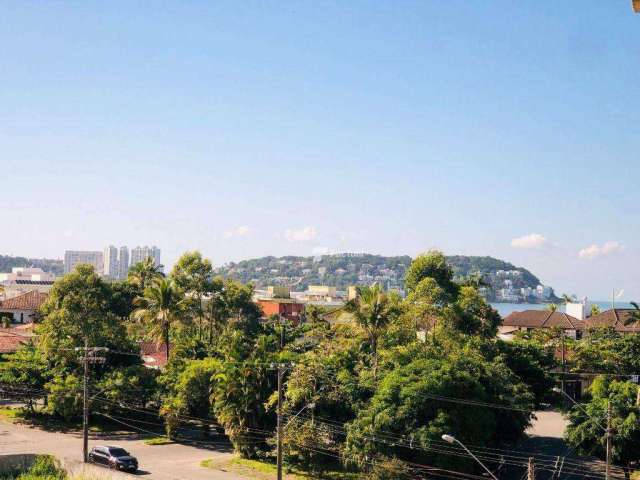 Apartamento com 3 dormitórios à venda, 140 m² por R$ 900.000,00 - Enseada - Guarujá/SP