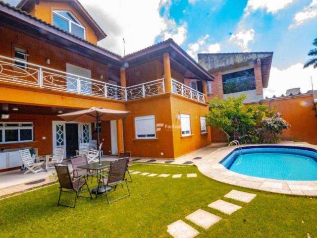 Casa com 6 dormitórios à venda, 360 m² por R$ 1.500.000,00 - Praia de Pernambuco - Guarujá/SP