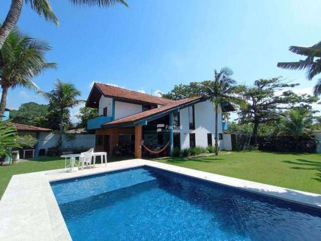 Casa com 5 dormitórios à venda, 720 m² por R$ 1.300.000,00 - Praia de Pernambuco - Guarujá/SP