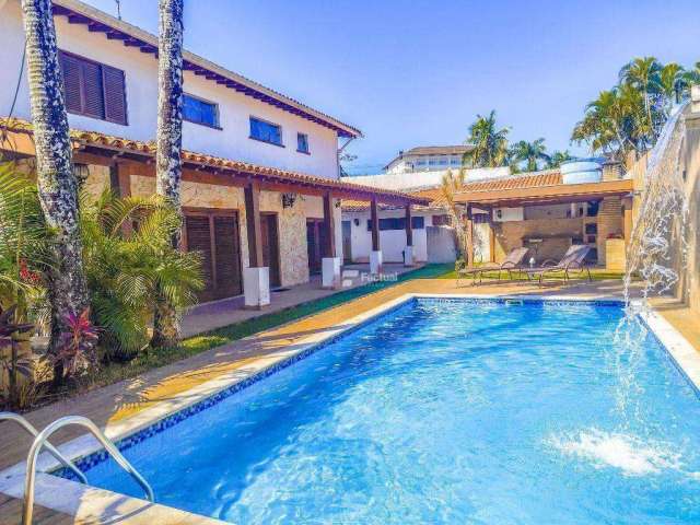 Casa com 4 dormitórios à venda, 280 m² por R$ 1.300.000,00 - Praia de Pernambuco - Guarujá/SP